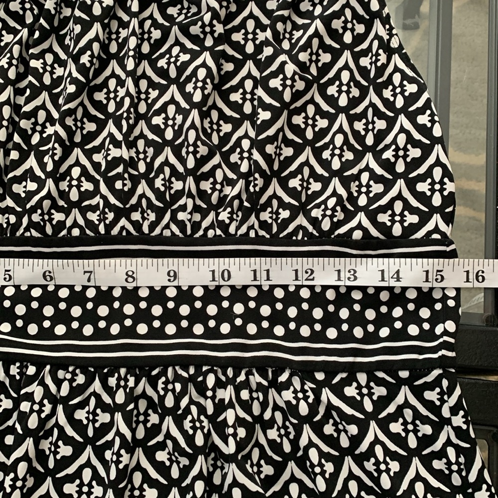 Max Studio / Size Large** - image 5